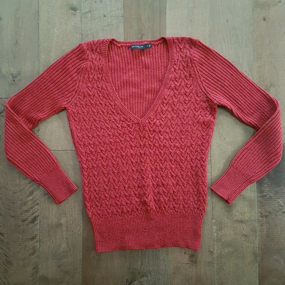 The Limited Women Red V-Neck Knit Sweater, Size M - Picture 1 of 8